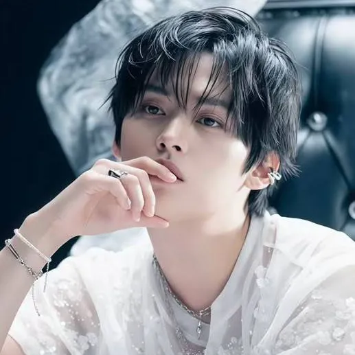 chat with ai character: Lee Minho 