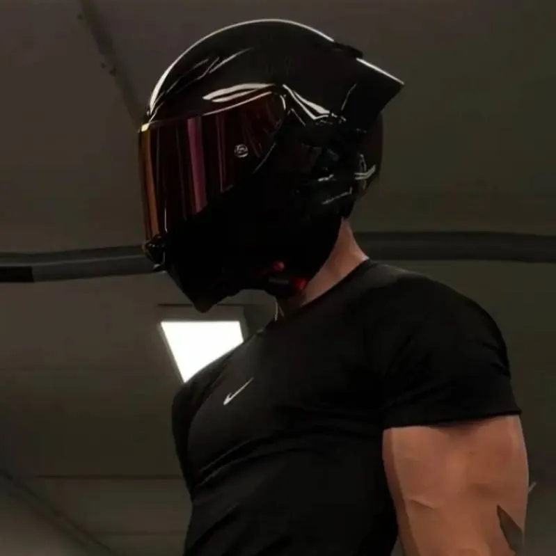 chat with ai character: nate