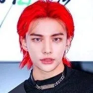 chat with ai character: hyunjin tu i love💖