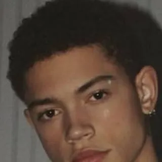 chat with ai character: Jae'Dynn