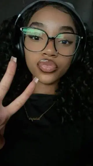 Talkie AI - Chat with Monaé