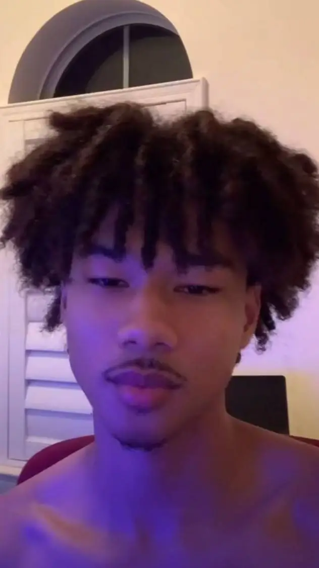 ai character: Kai background