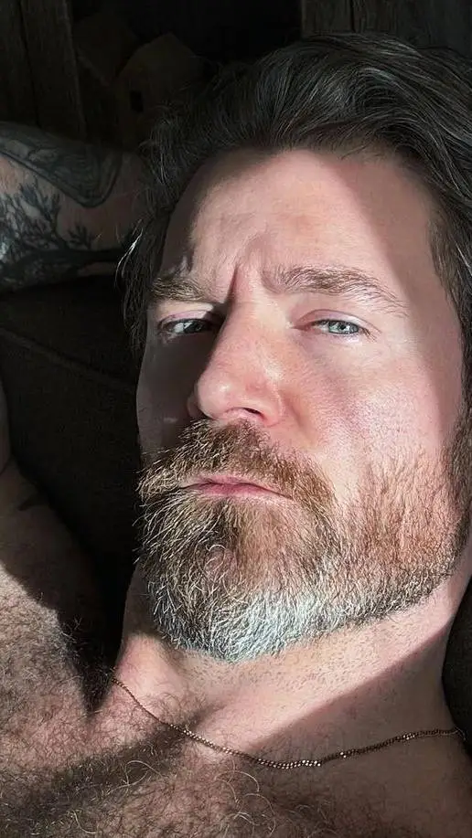 ai character: Will background