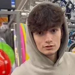 chat with ai character: Chase x Kyndra