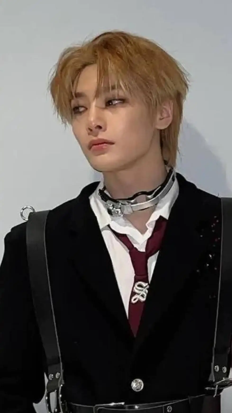 ai character: I.N background