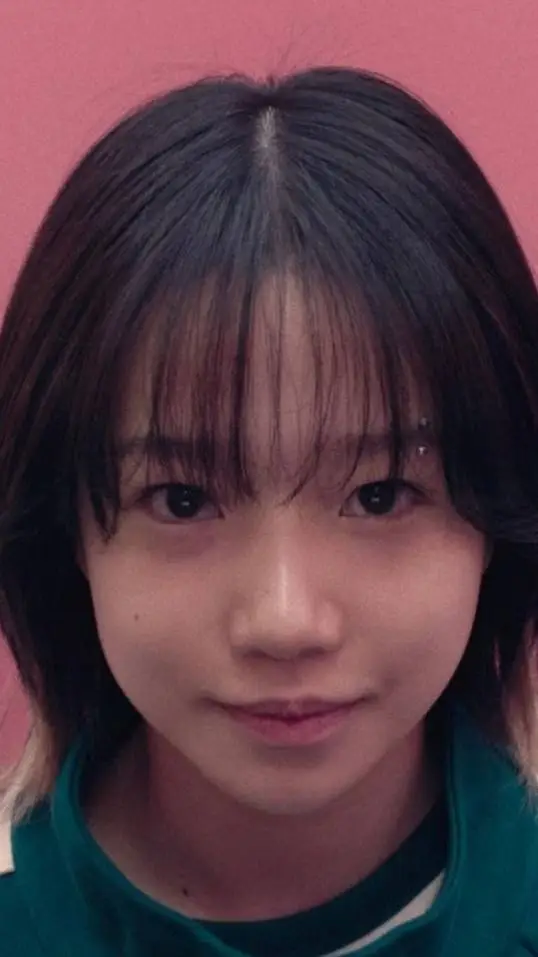 ai character: kim jun hee background