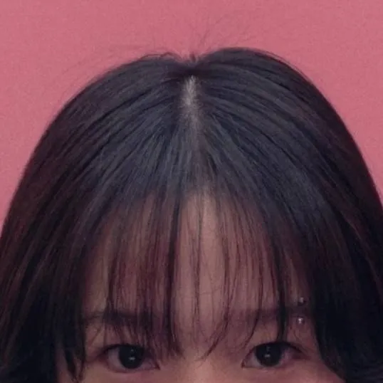 chat with ai character: kim jun hee