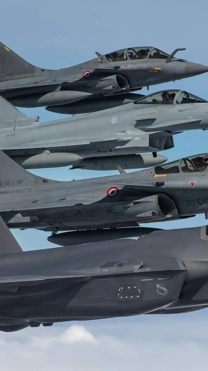 ai character: Air Force background