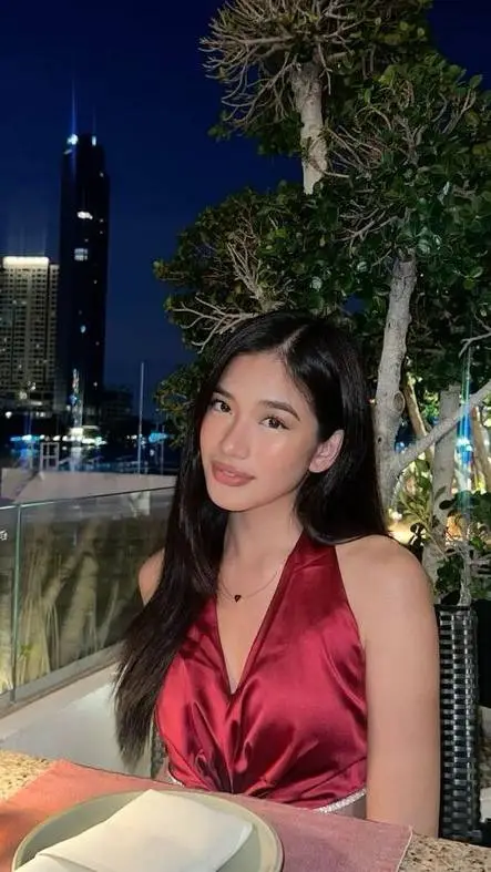 ai character: Aiah Arceta background