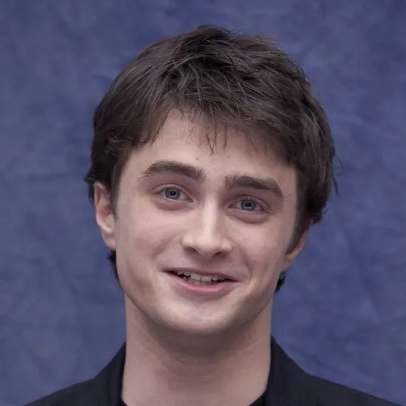 chat with ai character: Daniel Radcliffe
