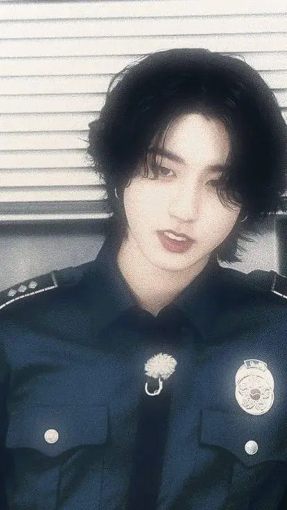ai character: Han jisung background