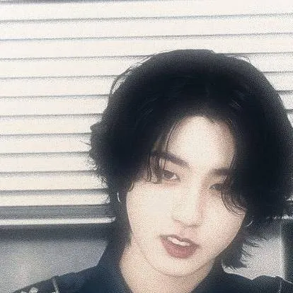 chat with ai character: Han jisung