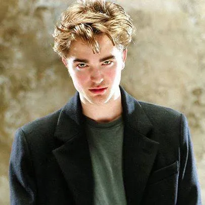 chat with ai character: Robert Pattinson 