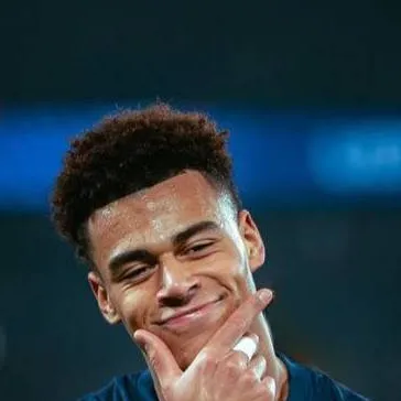 chat with ai character: Doué 