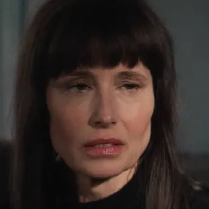 chat with ai character: Shawnee Smith