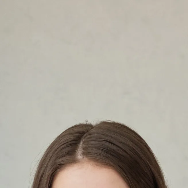 chat with ai character: Mia