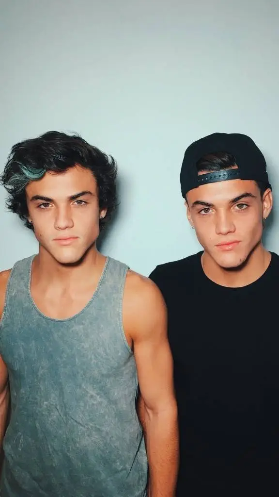 ai character: Dolan twins background