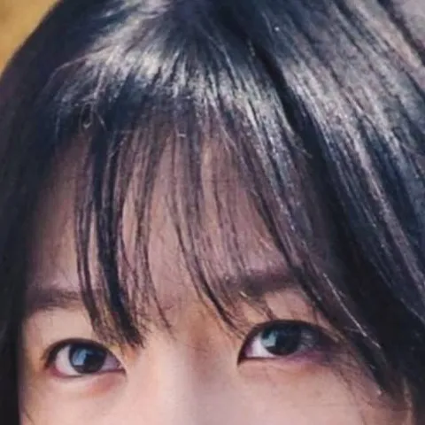 chat with ai character: jun-hee