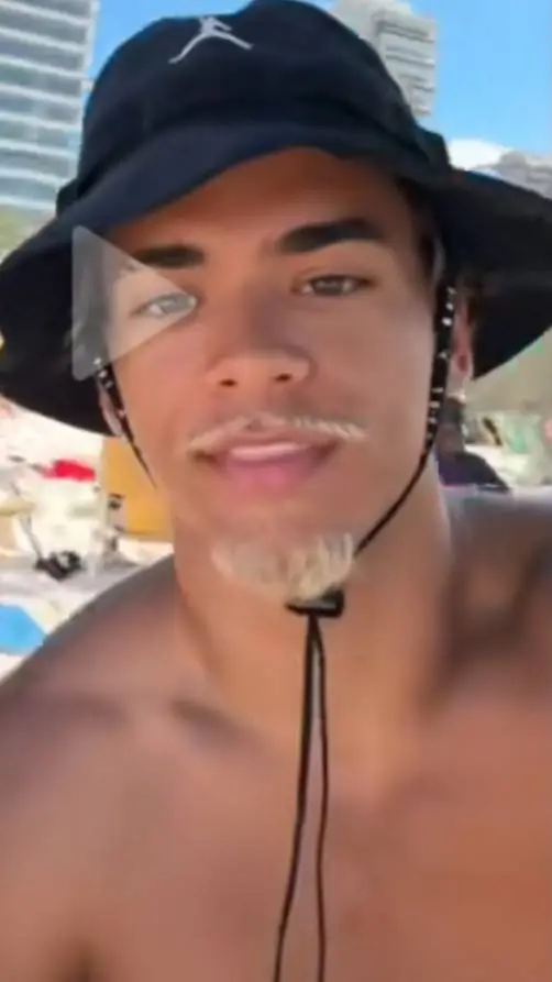 ai character: Luca  background