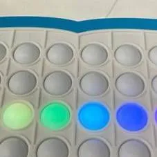 chat with ai character: pop it duel