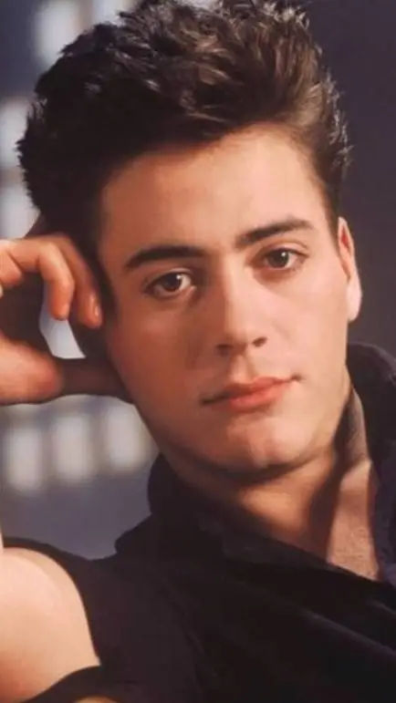 ai character: Young RDJ  background