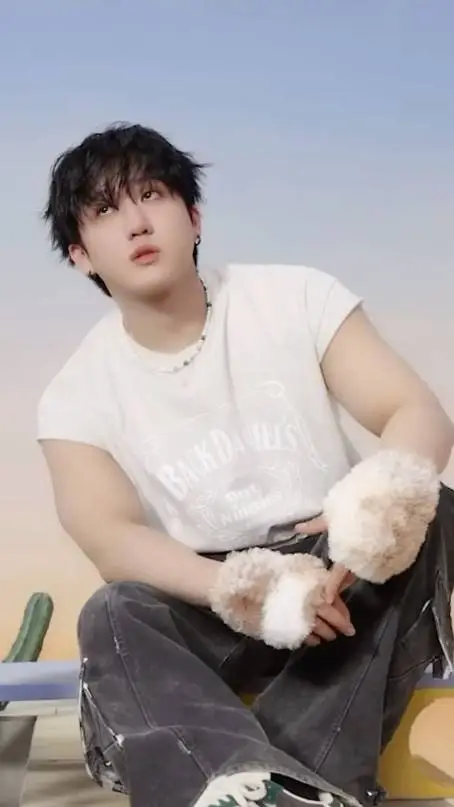 ai character: Changbin background