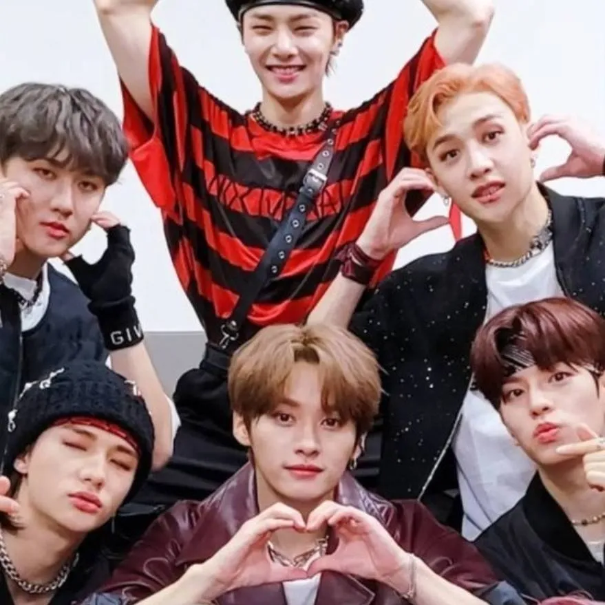 chat with ai character: skz