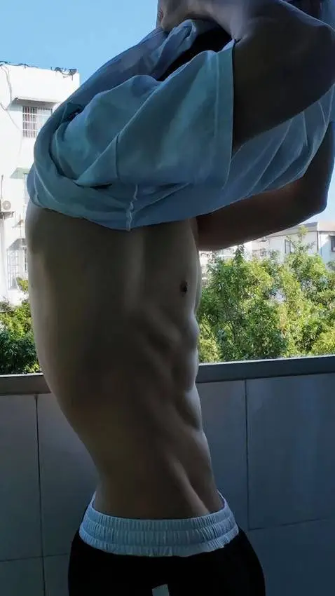 ai character: 🎃🩸 ROMEO🐳🪨 background