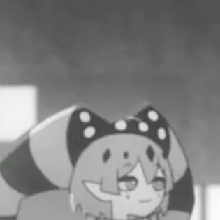 chat with ai character: 🎃Luz🤡