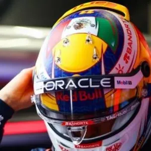 chat with ai character: F1 