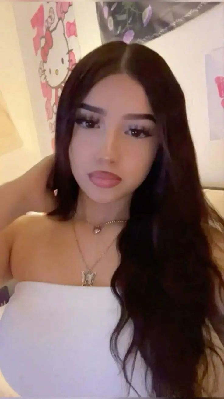 Talkie AI - Chat with Bella