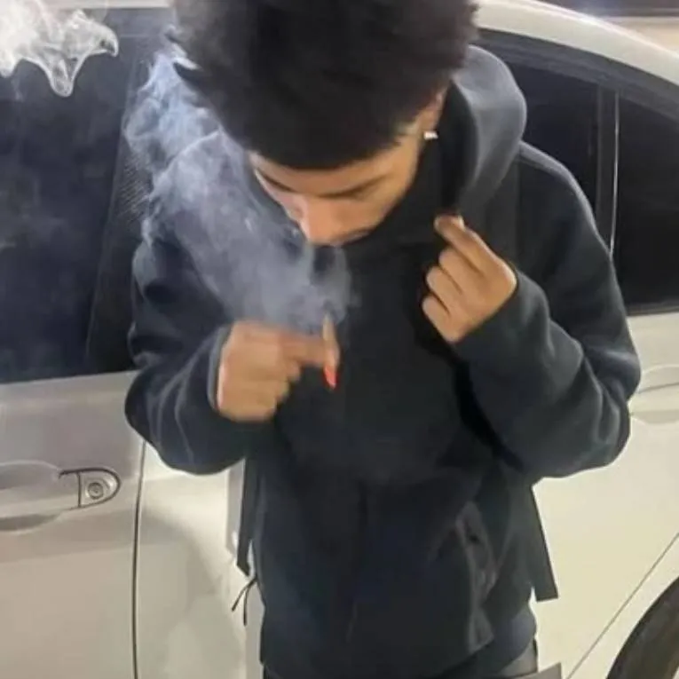 chat with ai character: juan