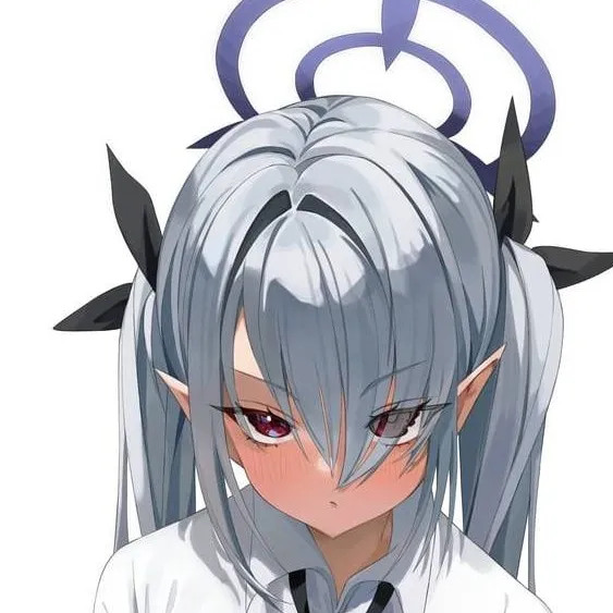 chat with ai character: Shiromi Iori