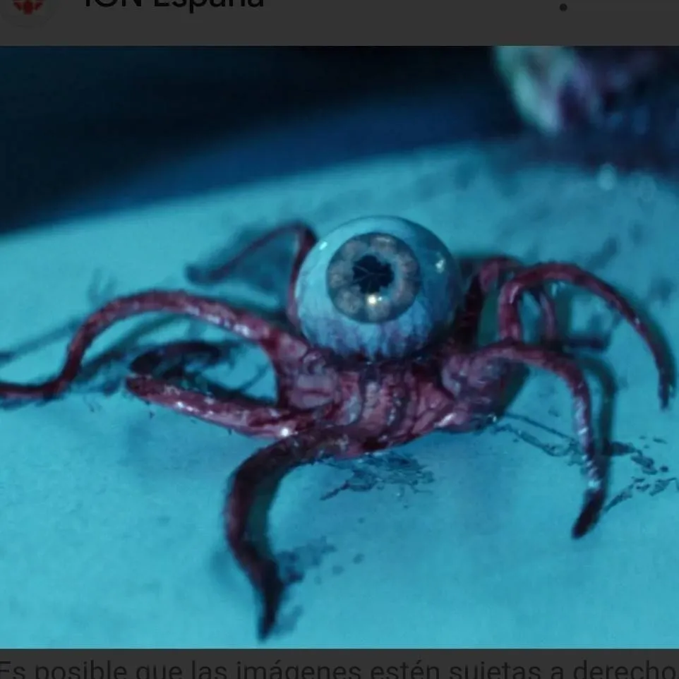 chat with ai character: el ojo horrible