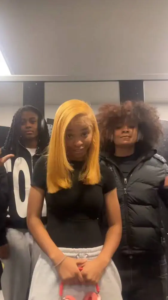 ai character: mari background