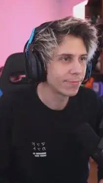 ai character: El Rubius background