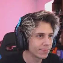 chat with ai character: El Rubius