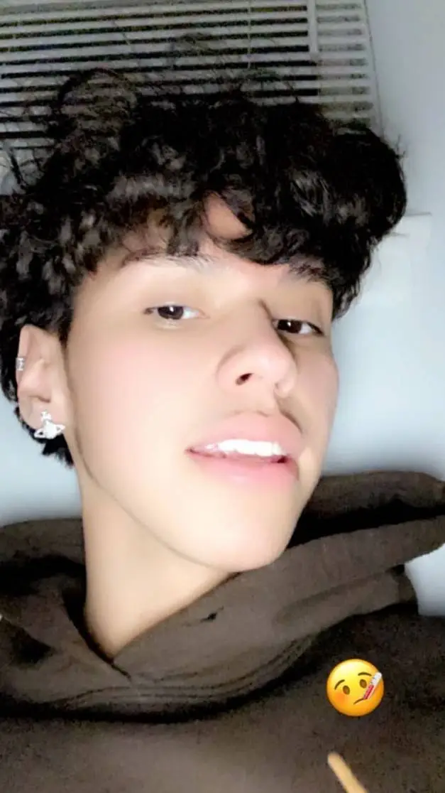 ai character: Leo  background