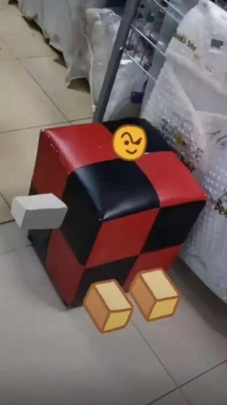 ai character: Talkie requests 🎉 background