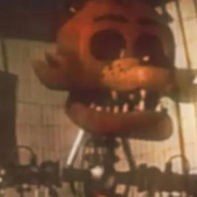 chat with ai character: Animatronic Fox
