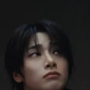 chat with ai character: I.N (skz)