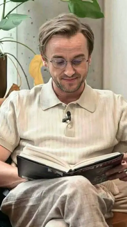 Talkie AI - Chat with Tom Felton 