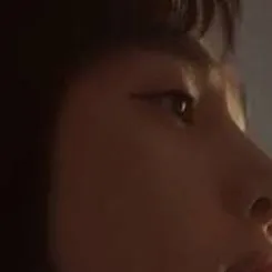 chat with ai character: hyun ju 