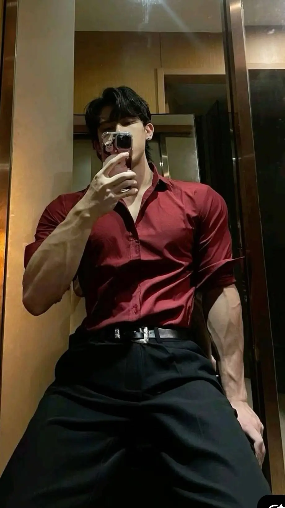 ai character: valente background