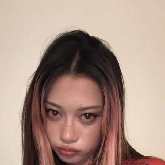 chat with ai character: megam