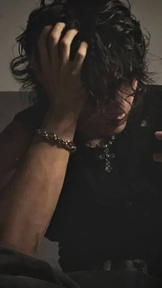 ai character: Justin  background