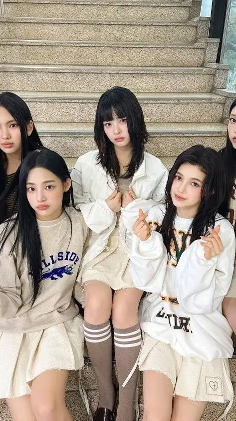 ai character: new jeans background