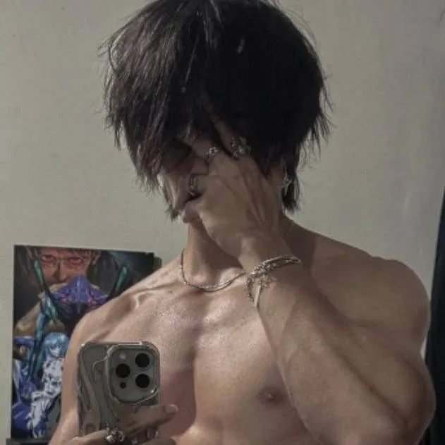 chat with ai character: edie