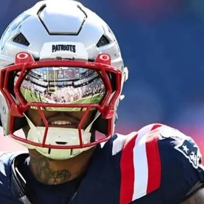 chat with ai character: football player