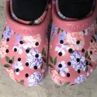 chat with ai character: Lily